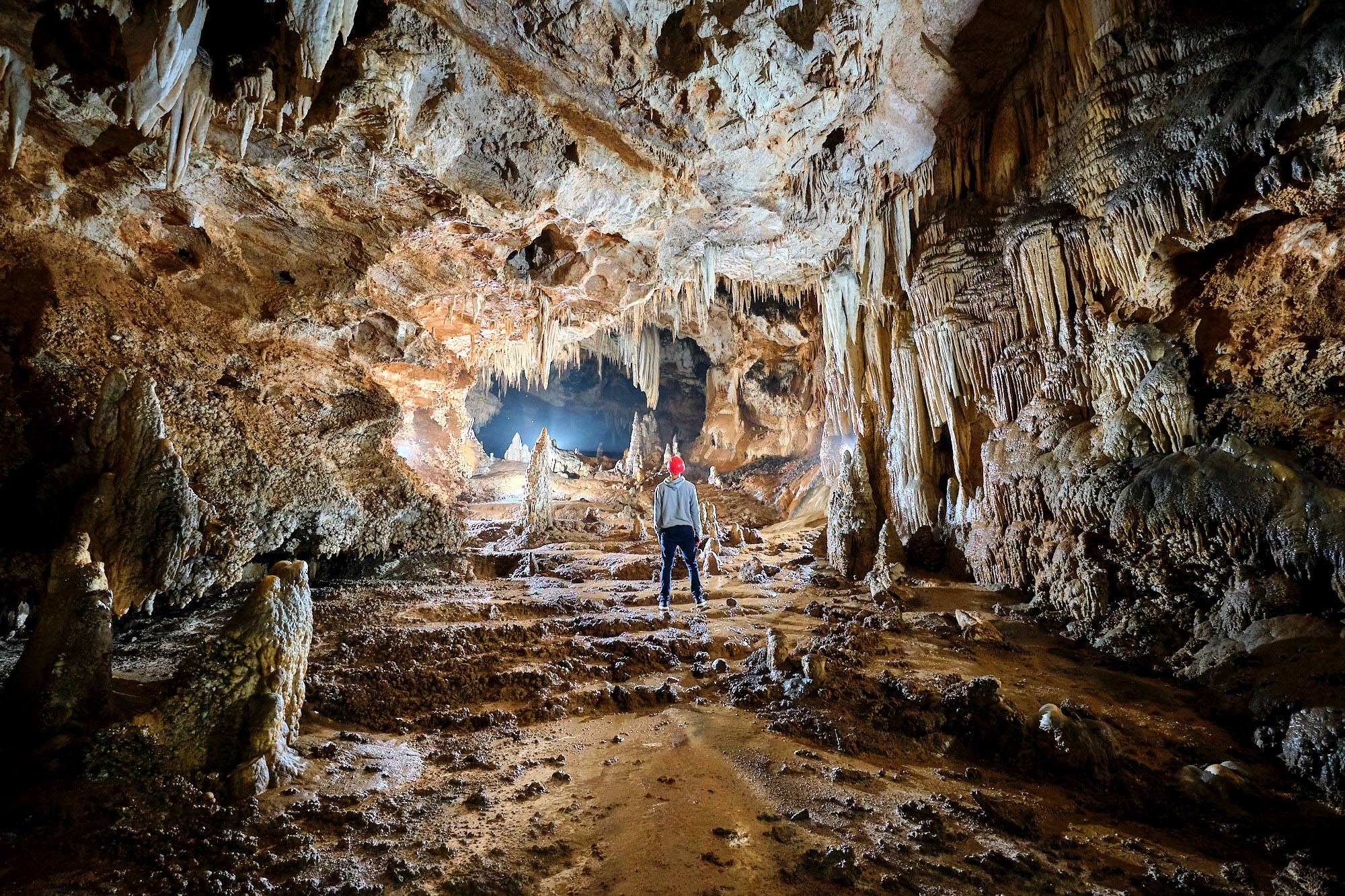 Lipa cave